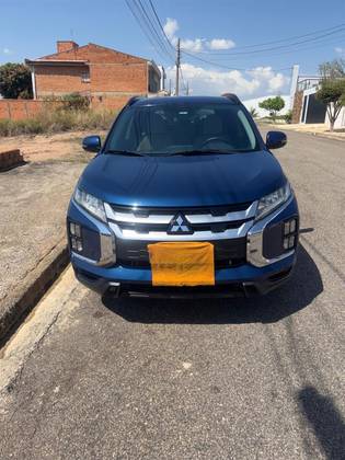 MITSUBISHI OUTLANDER 2.0 MIVEC GASOLINA HPE AUTOMÁTICO